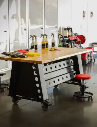 In use POWERLIFT™ work table in detail bay